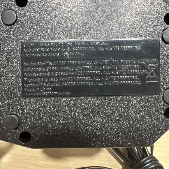 Vintage Namco 1982 Ms Pac-Man 5-in-1 TV Plug in Play Games Joystick Jakks - Picture 9 of 10